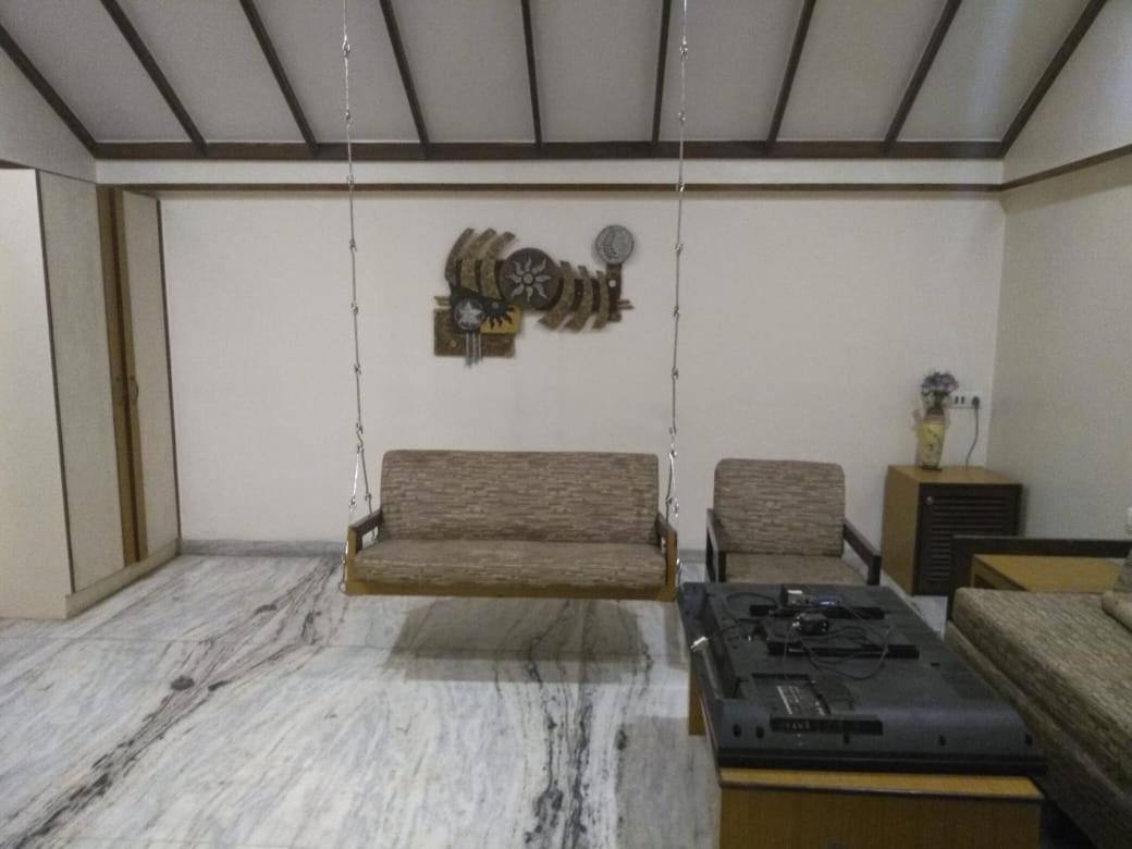 Hotel Jawahar Ulhāsnagar Dış mekan fotoğraf