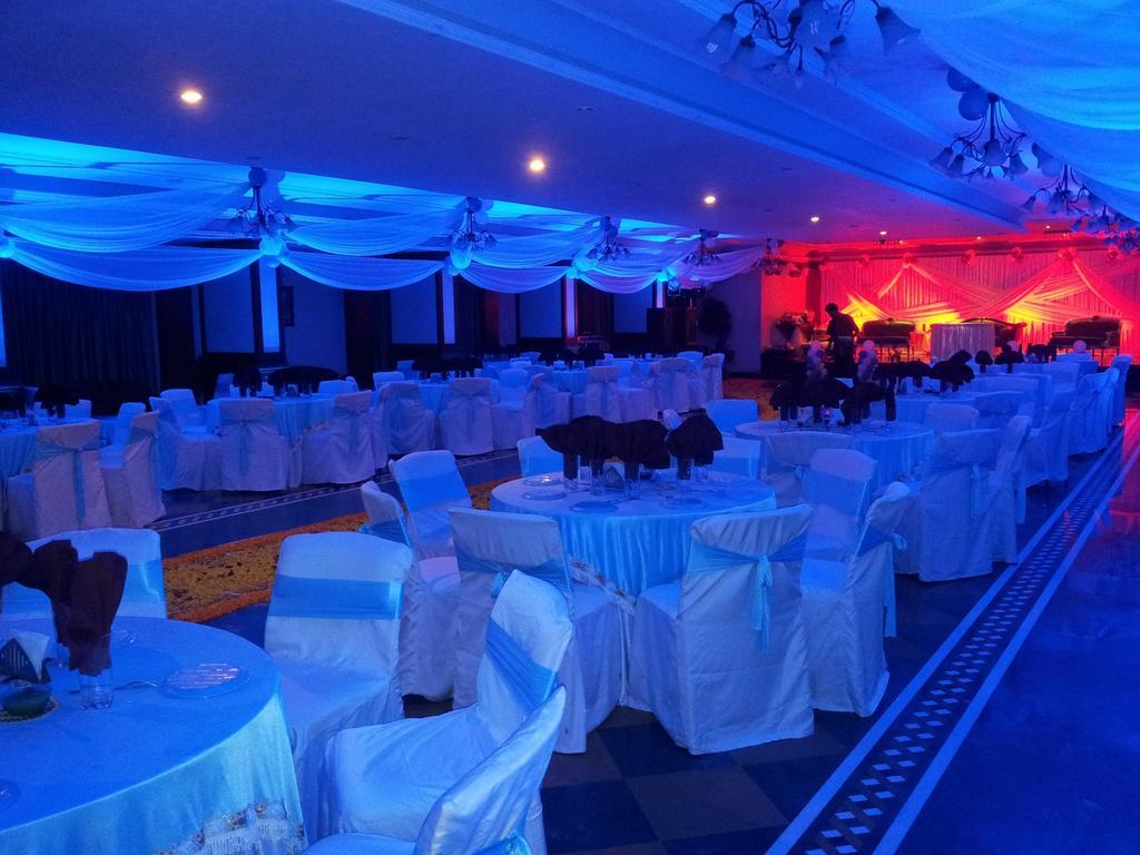 Hotel Jawahar Ulhāsnagar Dış mekan fotoğraf